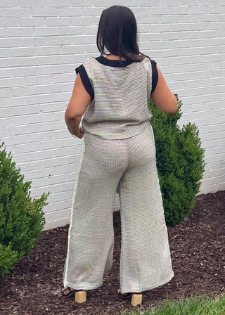 Modern Muse Sleeveless Crop Set